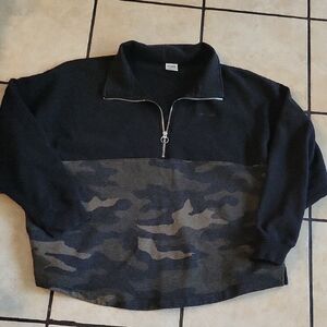 PINK Victoria's Secret Black and Green Camo 1/4 Zip-Up Sweatshirt